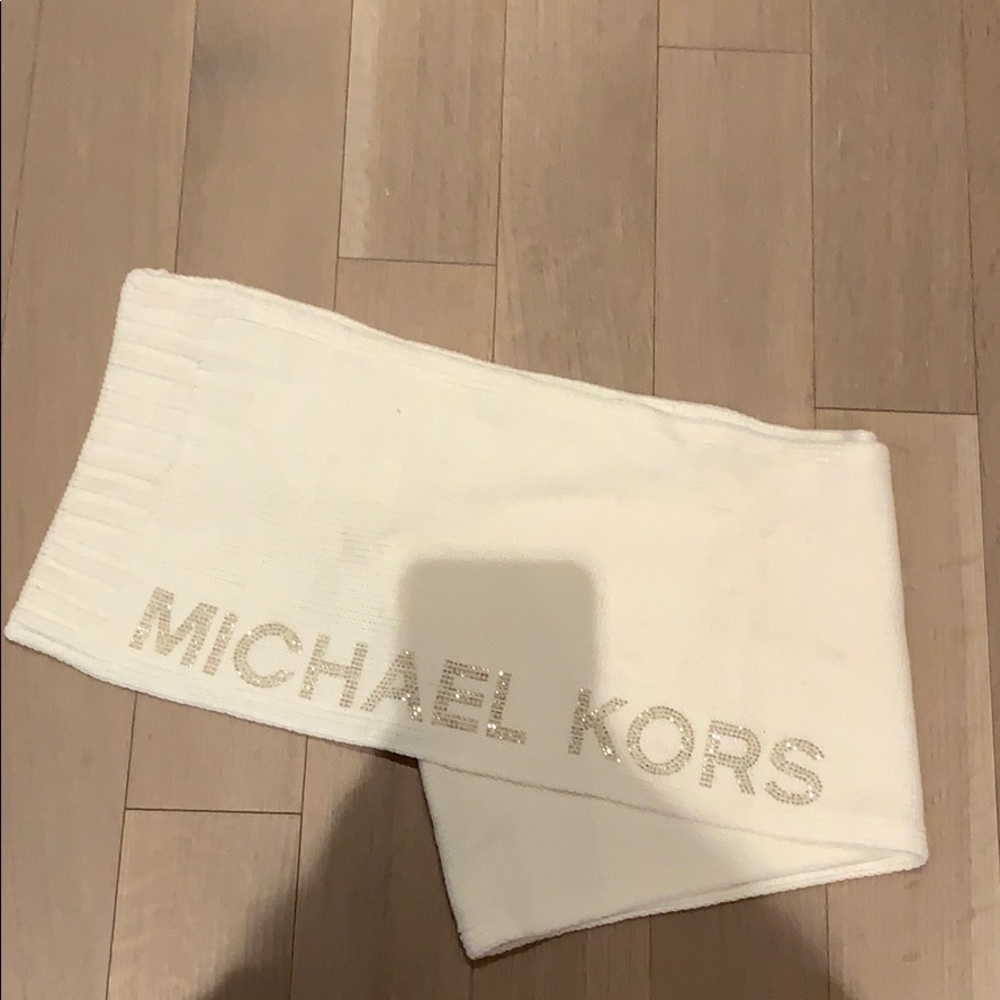 Michael Kors scarf